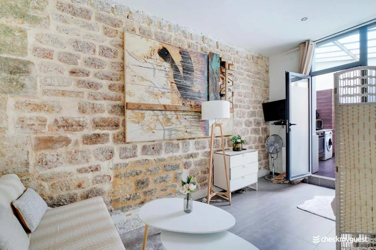 Cosy Apartment 2 Pers Voltaire Paris 0*,
